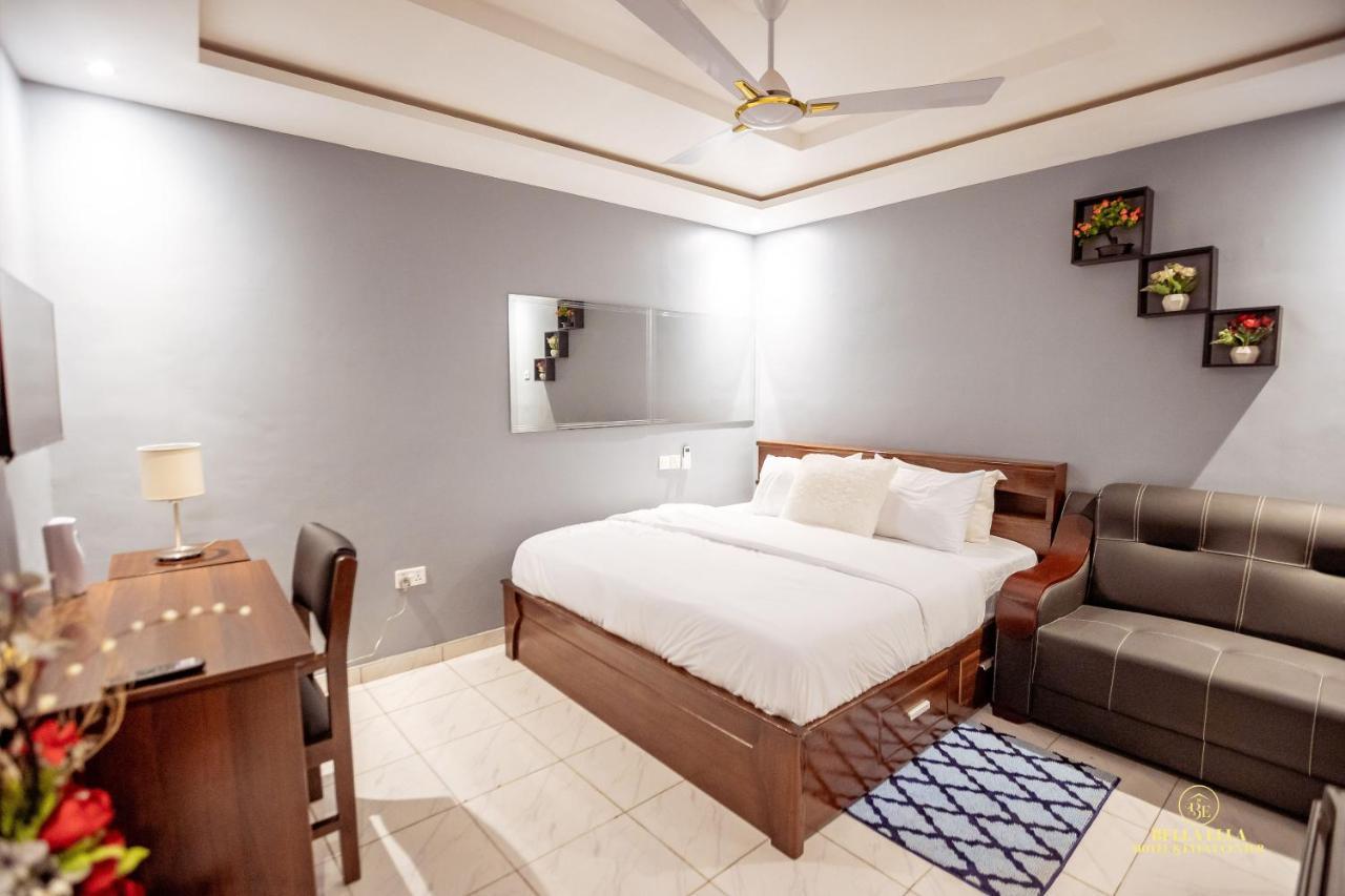 Bella Ella Hotel & Event Center Kasoa Exterior photo