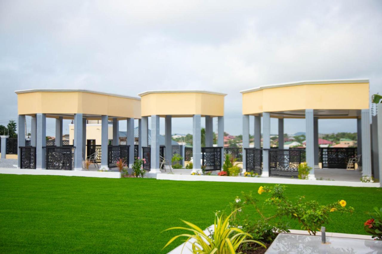 Bella Ella Hotel & Event Center Kasoa Exterior photo