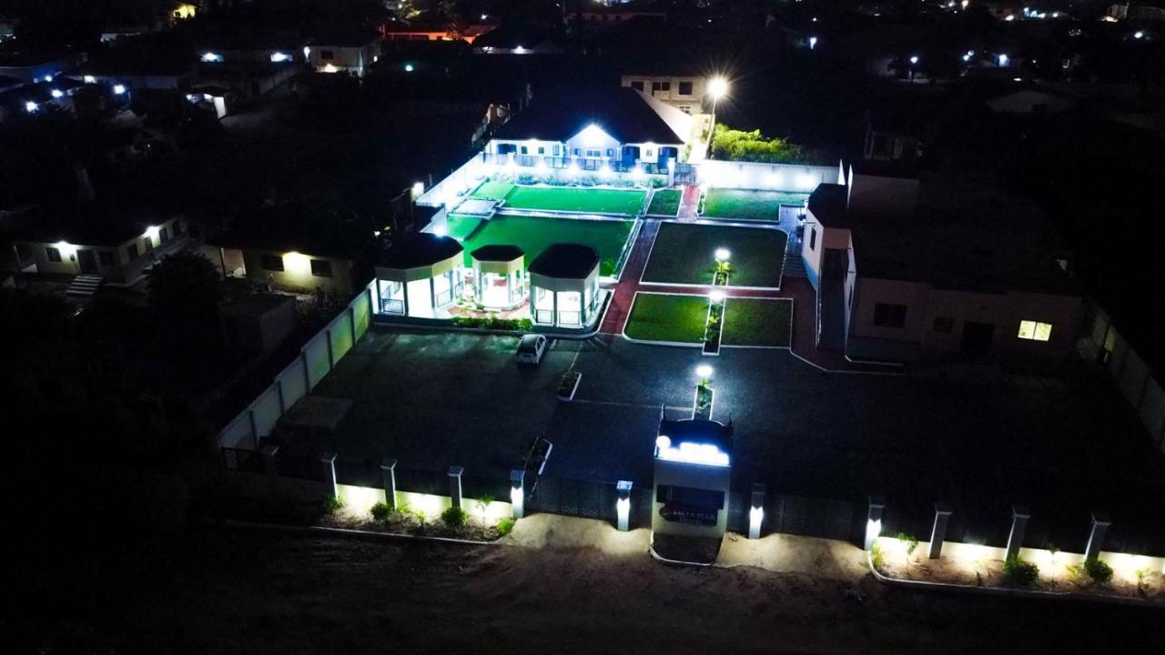 Bella Ella Hotel & Event Center Kasoa Exterior photo
